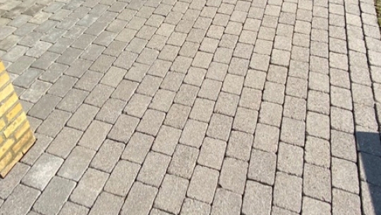 Terrassefliser efter professionel fliserens